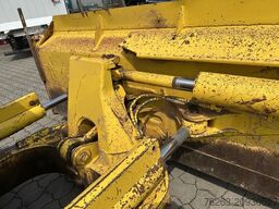 KOMATSU D61EX-12 Planier Raupe / 6-Wege Schild