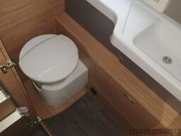 WEINSBERG CaraSuite 700 MEG FORD