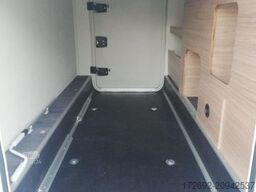 WEINSBERG CaraSuite 700 MEG FORD