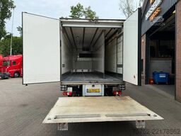 Mercedes-Benz Antos 1824 Carrier Vector 1950MT Multi Temp LBW...