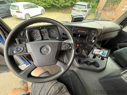 Mercedes-Benz Antos 1824 Carrier Vector 1950MT Multi Temp LBW...