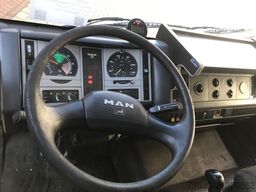 MAN LE 8.185 LC Doka 4x2 BB LE 8.185 LC Doka 4x2 BB, 2x AHK