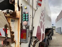  MEDIUM XL-Plus MEDIUM XL-Plus, Müllsammelaufbau, 2 Kammern