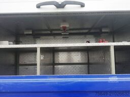 Mercedes-Benz 917 AF 4x4 Doka 917 AF 4x4 Doka