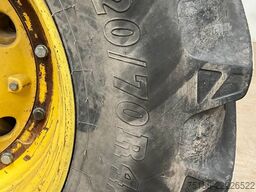 John Deere 7810