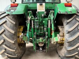 John Deere 7810