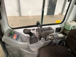 Takeuchi TB 225