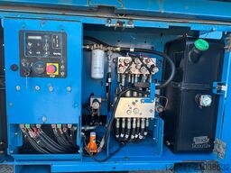 Genie GS 3369 RT - 12m Diesel Scherenarbeitsbühne 4x4