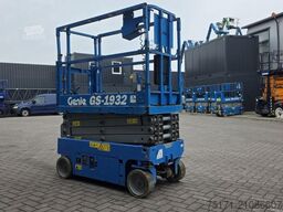 Genie GS1932 Electric, Working Height 7.8 m, 227kg Capac