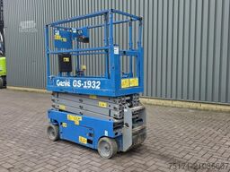 Genie GS1932 Electric, Working Height 7.8 m, 227kg Capac