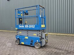 Genie GS1932 Electric, Working Height 7.8 m, 227kg Capac