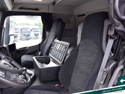 MERCEDES-BENZ Arocs 3653 6x6 Penz Holz kran + Ressenig