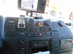 Mercedes-Benz Econic 2635 L 6x2-4 / Faun Variopress