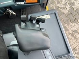 Jungheinrich EFG 215 / Triplex 4.25m / 1.851h / Batterie 2023