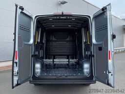 MAN TGE 3.200 L3H2 KASTEN LED NAVI ACC LED STANDHZ