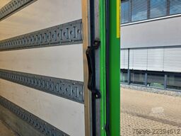 VOLVO FE 320 / Ladebordwand