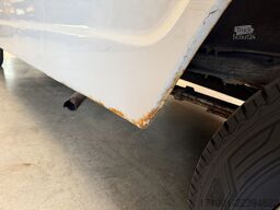 MERCEDES-BENZ 207 D T1 Bremer 9-Sitzer1. Hand!