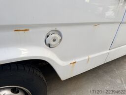 MERCEDES-BENZ 207 D T1 Bremer 9-Sitzer1. Hand!