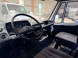 MERCEDES-BENZ 207 D T1 Bremer 9-Sitzer1. Hand!