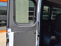 PEUGEOT Boxer  Hochraum 9 Sitzer L3H2 verglast BlueHDi