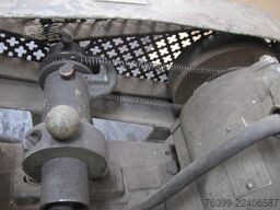 Matra Ventilschleifmaschine mit Doppelkonus-S.