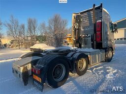Volvo FH 520 tandem tractor w/ hydraulics, ADR rigged, E