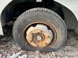 Mercedes-Benz Atego 815 4x2 box truck. Repair object.