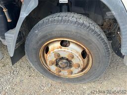 Mitsubishi Fuso 7C18 4x2 box truck with tail lift – repair ob