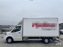 Mercedes-Benz Sprinter 4x2 box truck.