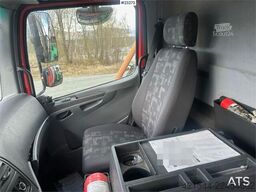 Mercedes-Benz Atego box truck w/ insulated cabinet and interior
