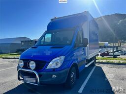 Mercedes-Benz Sprinter 519 Box Van w/Tail Lift – Shelving – 2 Se