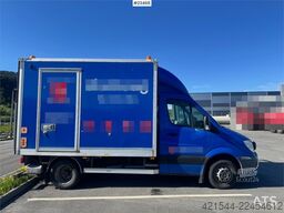 Mercedes-Benz Sprinter 519 Box Van w/Tail Lift – Shelving – 2 Se