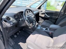 FORD Galaxy Titanium 103 kW 7 Sitzer *2010*