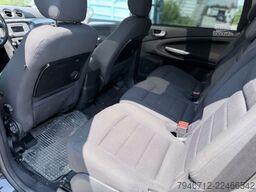 FORD Galaxy Titanium 103 kW 7 Sitzer *2010*