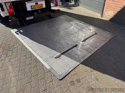 MAN TGS 26.320 EEV Koffer Stuuras AHK 2.500KG LBW 3...