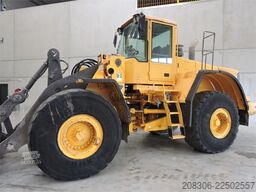VOLVO L180E