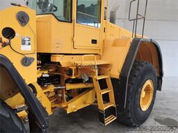 VOLVO L180E