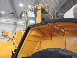 VOLVO L180E