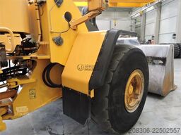 VOLVO L180E