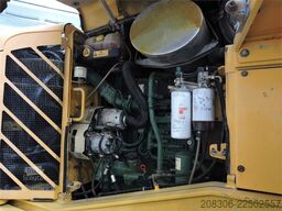 VOLVO L180E