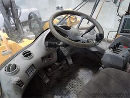 VOLVO L180E