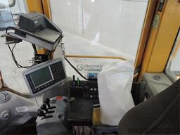 VOLVO L180E