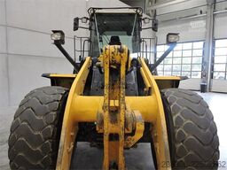 KOMATSU WA470