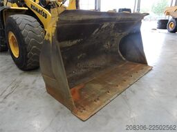 KOMATSU WA470