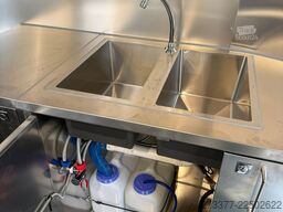 ESSELMANN Delistar Foodtruck 5000 ähn. Airstream