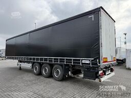 Schmitz Cargobull Curtainsider Standard Getränke