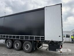 Schmitz Cargobull Curtainsider Standard Getränke