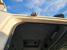 MERCEDES-BENZ 1527 Müllwagen, Geesinknorba 13H25, 2 Kammern