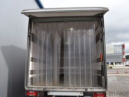 IVECO Daily 70C17 Kühlkoffer LBW Carrier