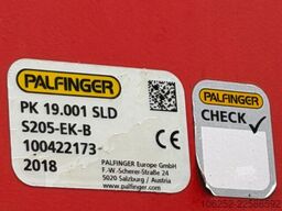 Volvo FM 420 8x2 HOOKLIFT + CRANE PALFINGER PK19.001 ...